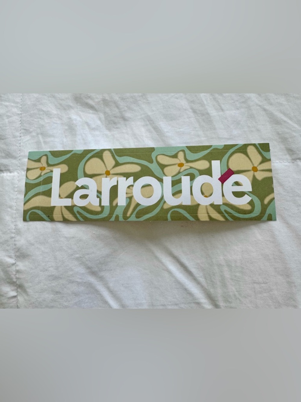 Larroude Sticker Set - Picture 8 of 8
